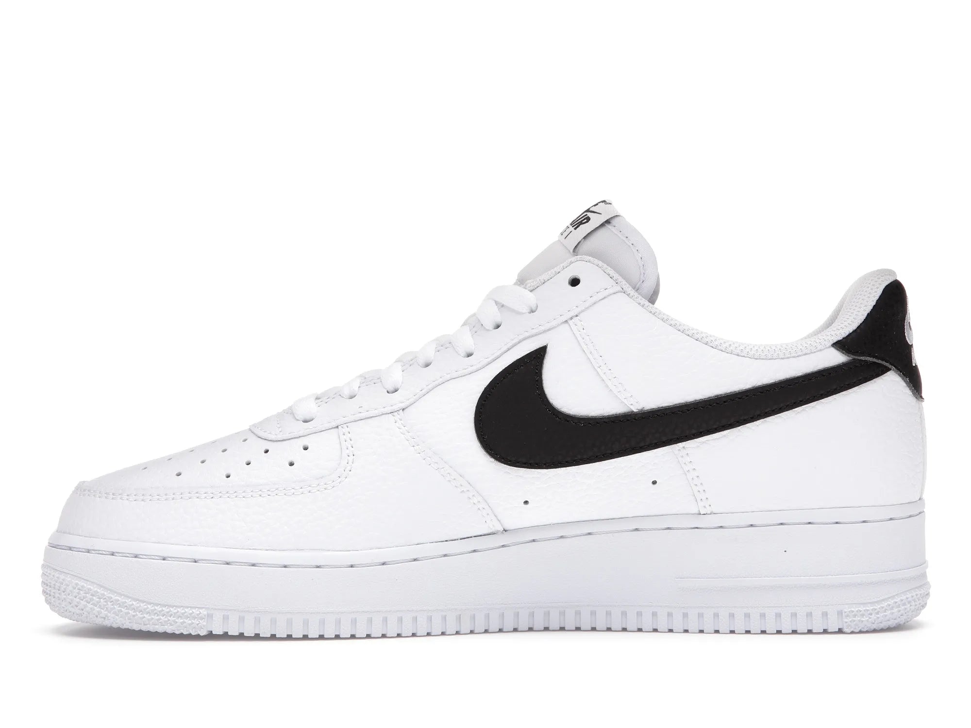 Nike Air Force 1 Low '07 White Black Pebbled Leather - solemarket.cz